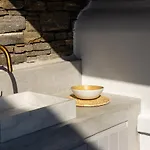 Near Parikia - 4br With Pool & View - Mirabilia Villa