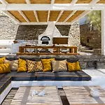 Villa Near Parikia - 4br With Pool & View - Mirabilia *