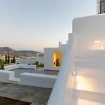 Villa Near Parikia - 4br With Pool & View - Mirabilia Krotiri