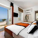 Near Parikia - 4br With Pool & View - Mirabilia Villa