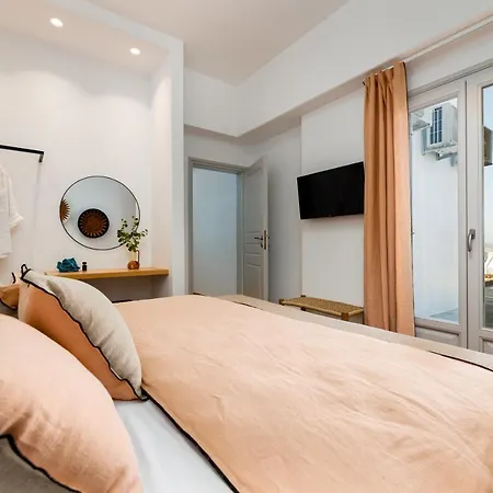 Near Parikia - 4br With Pool & View - Mirabilia Krotiri