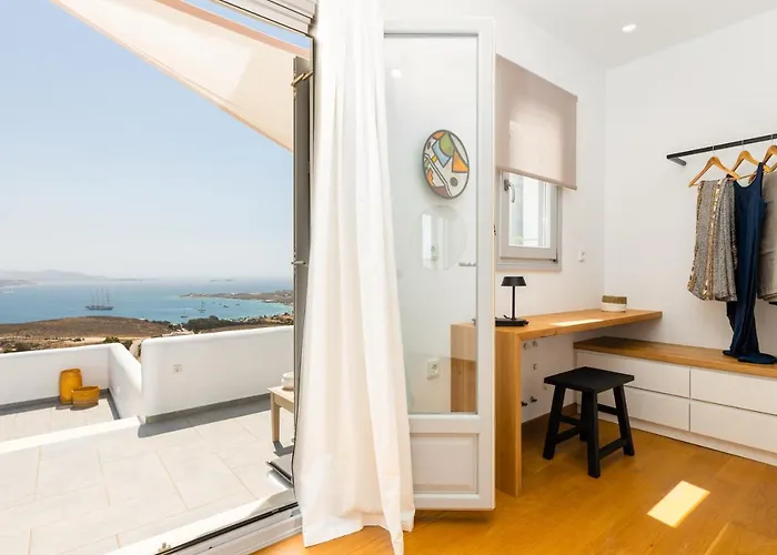 Villa Near Parikia - 4br With Pool & View - Mirabilia