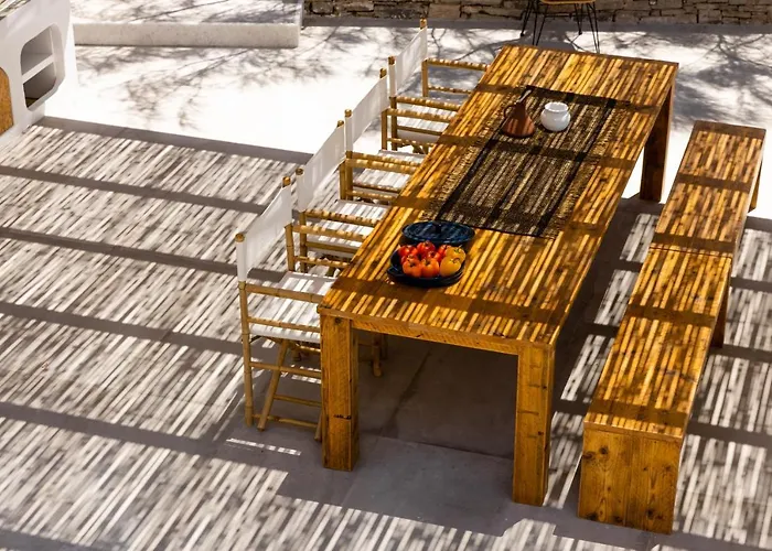 Villa Near Parikia - 4br With Pool & View - Mirabilia *