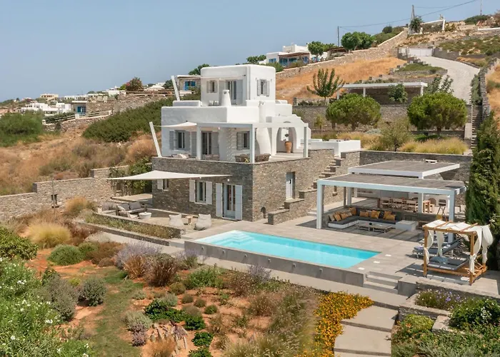 Near Parikia - 4br With Pool & View - Mirabilia Villa