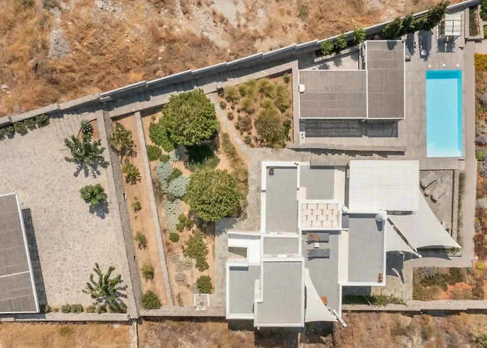 Near Parikia - 4br With Pool & View - Mirabilia *